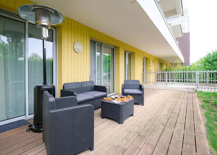 Апартаменты Jardin Des Deux Rives *